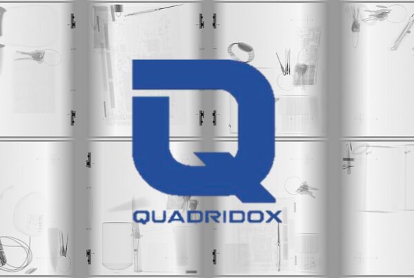 Synthetic X-ray images generated with the Quadridox logo overlayed.